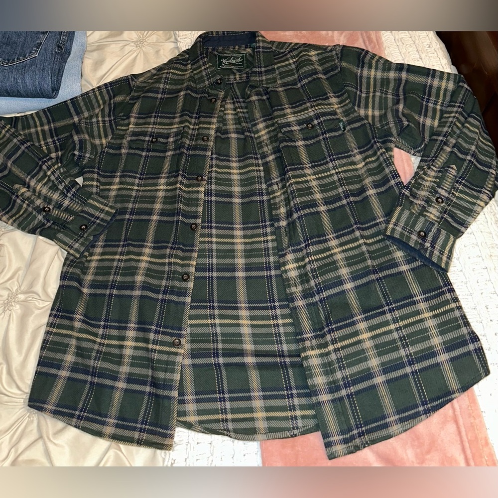 Men’s Woolrich flannel shirt